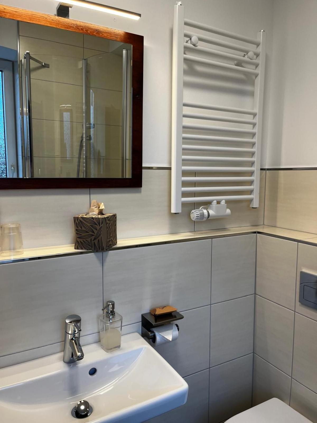 Henblas Hotel Neuenrade Zewnętrze zdjęcie